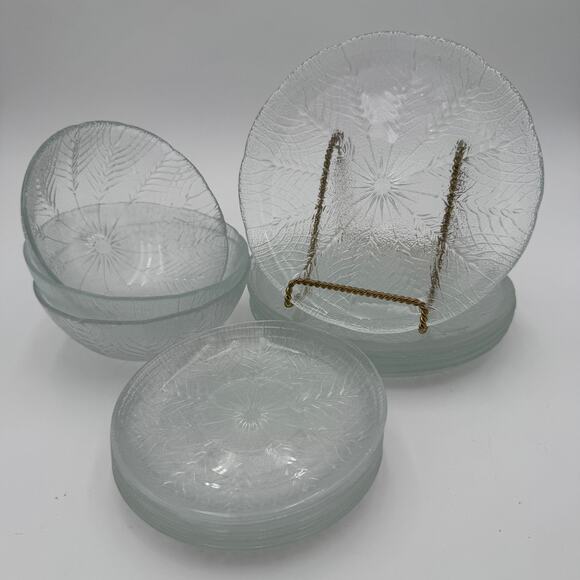 Vintage Arcoroc Country Wheat Bowls 5.5 inch, Clear Glass, Set of 3 - Picture 4 of 5